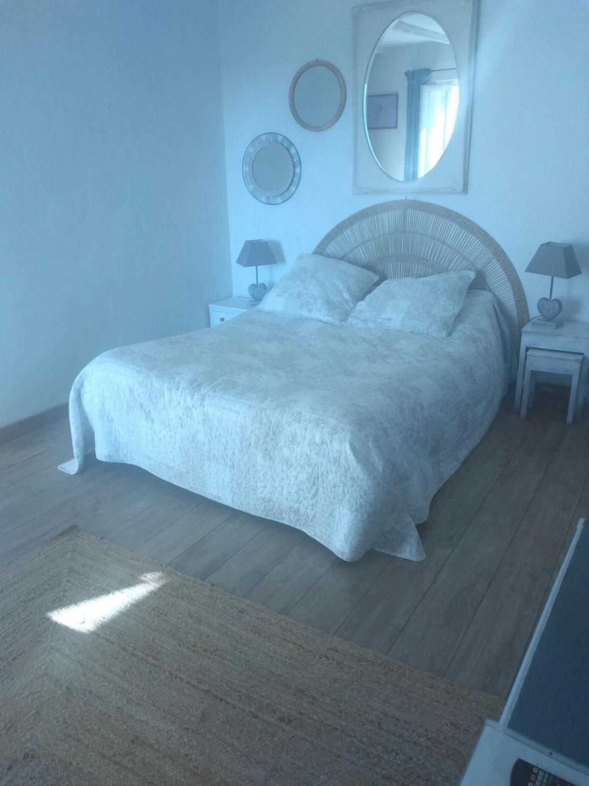 La Maison Bleue Brantome Bagian luar foto